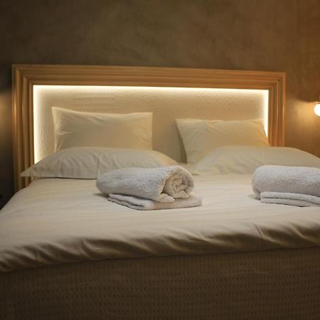 Apartament La Mouette Ermou Street, Ateny Zewnętrze zdjęcie